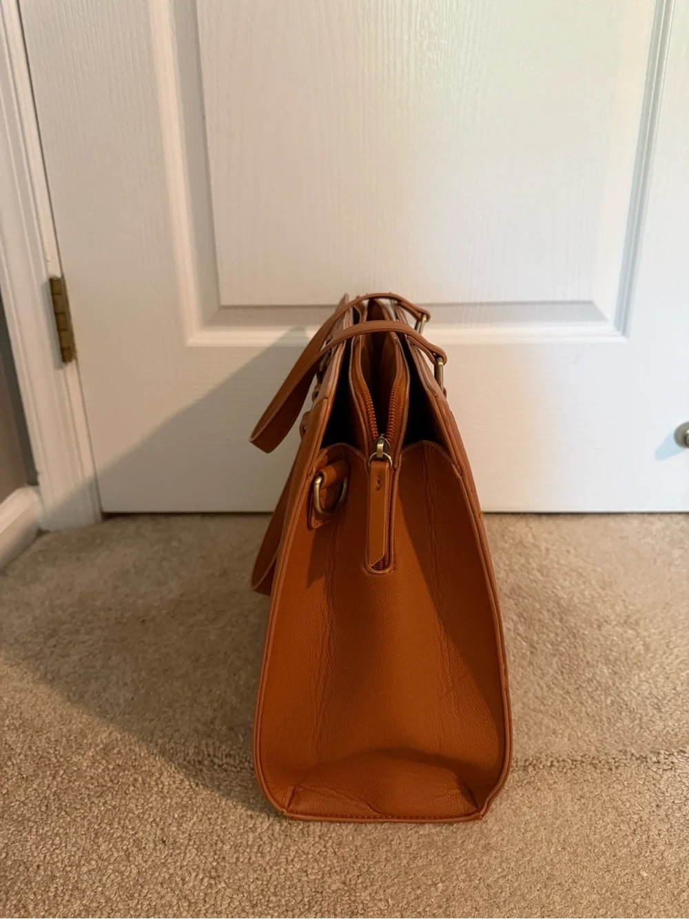 Classic Structured Tote Bag in Cognac Brown